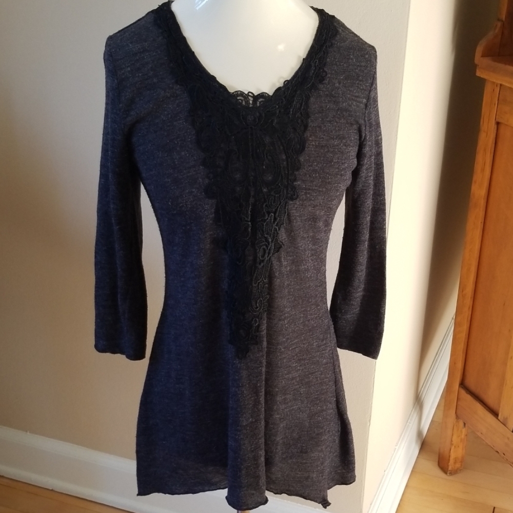 Decorated Originals Charcoal tunic 💋